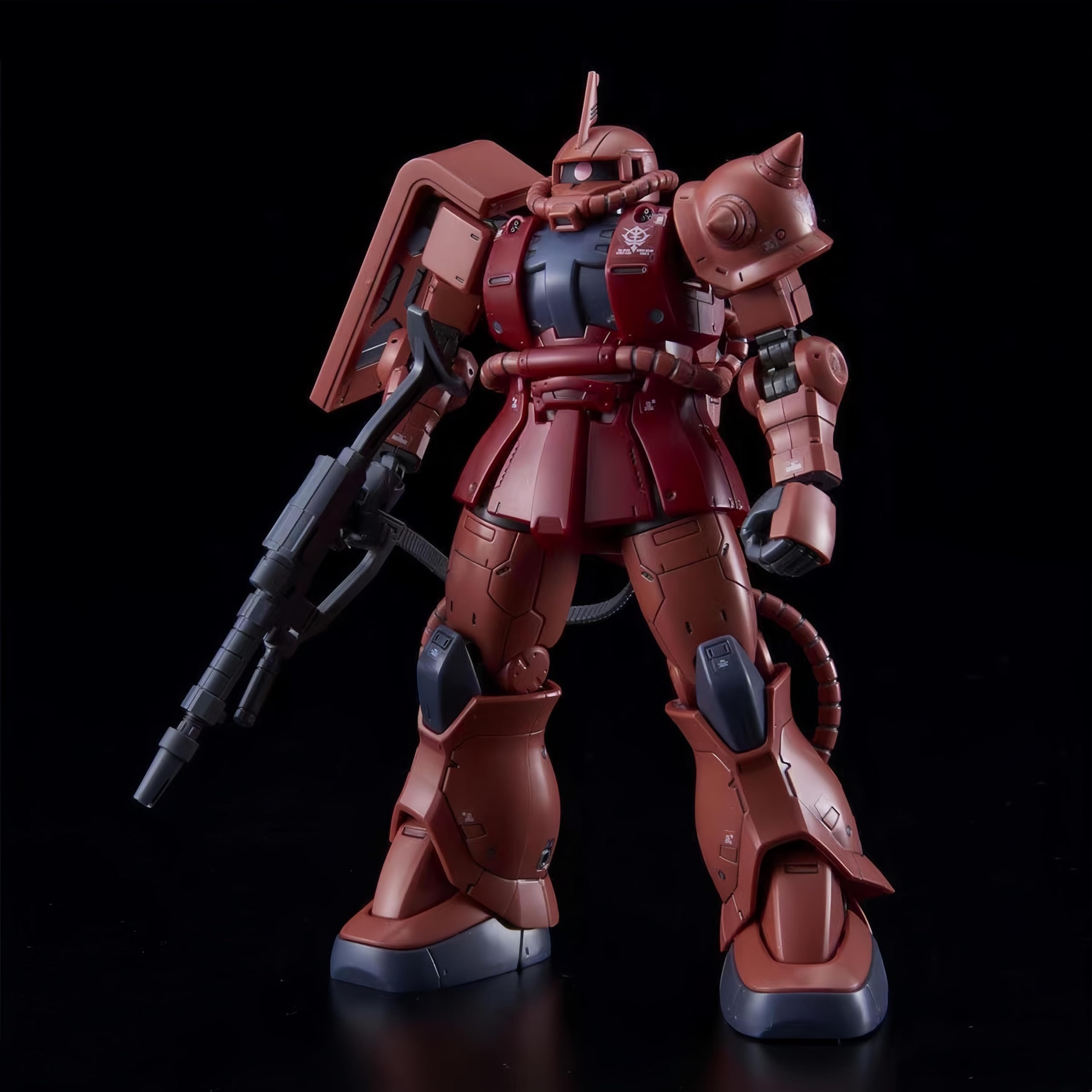 BANDAI - 機動戦士ガンダム★シャア専用 ザク★ジオン軍エースパイロット「赤い彗星」専用機 Amazon.co.jp: 機動戦士ザク シャア専用 赤い彗星バージョン